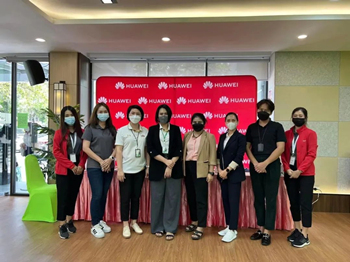 泰国格乐大学举办2022迎新活动